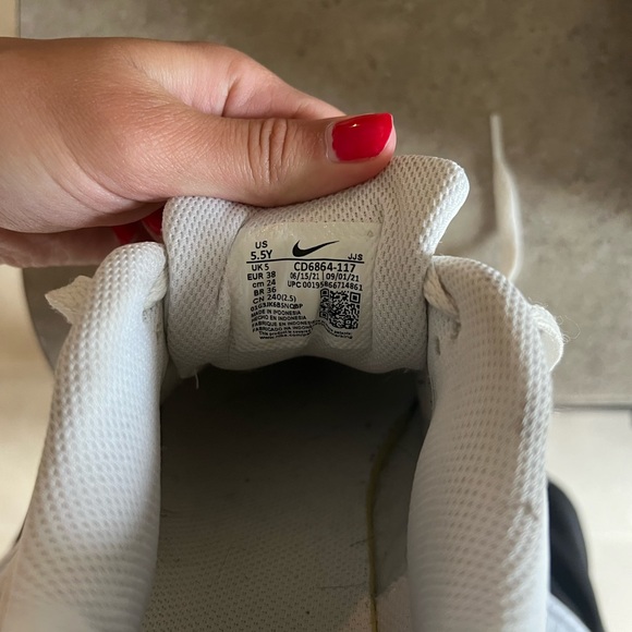 Nike Air Max 90 - Picture 2 of 2